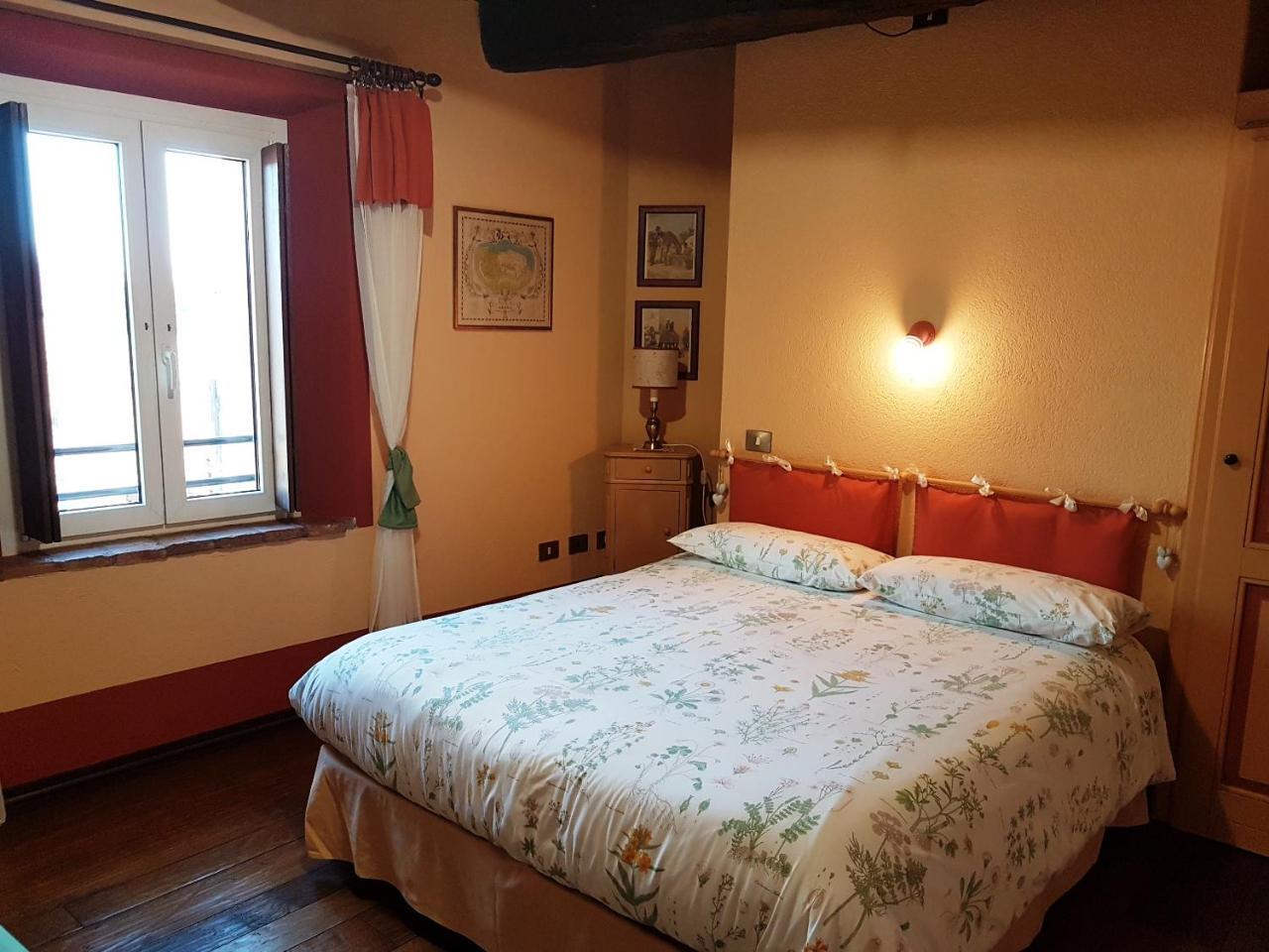 B&B La Cascina Di Monia E Mario Borgo Ticino Dış mekan fotoğraf