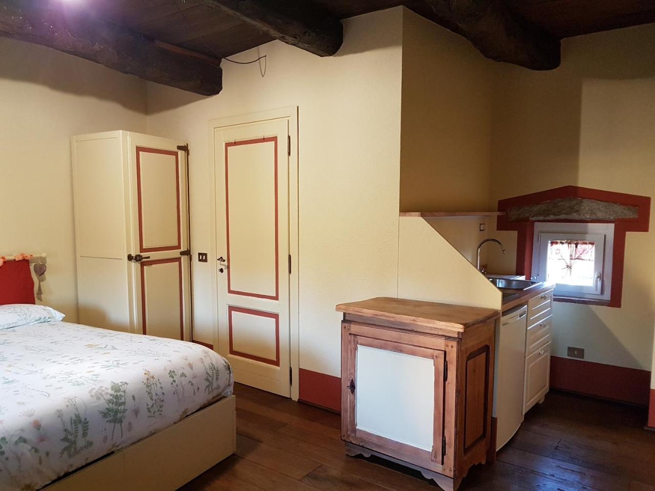 B&B La Cascina Di Monia E Mario Borgo Ticino Dış mekan fotoğraf