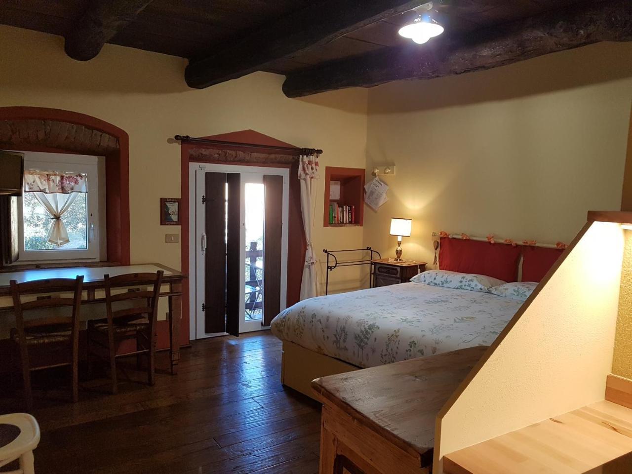 B&B La Cascina Di Monia E Mario Borgo Ticino Dış mekan fotoğraf