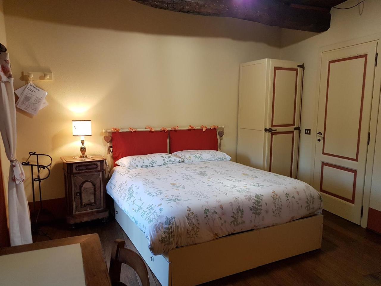B&B La Cascina Di Monia E Mario Borgo Ticino Dış mekan fotoğraf